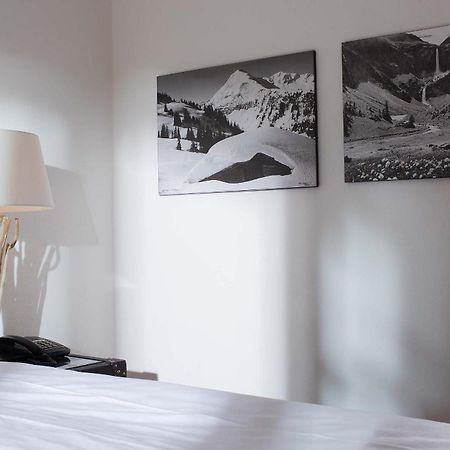 Hotel Des Alpes Superieur Гстаад Екстериор снимка