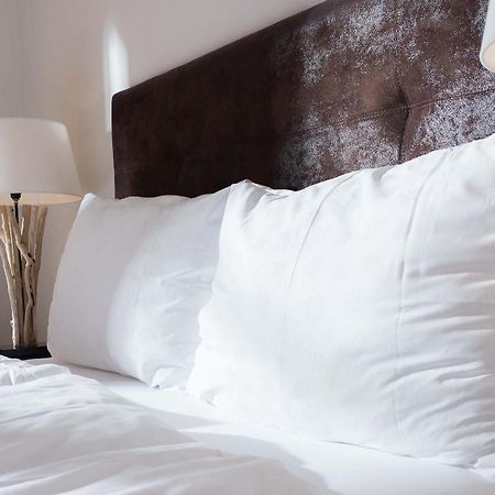 Hotel Des Alpes Superieur Гстаад Екстериор снимка