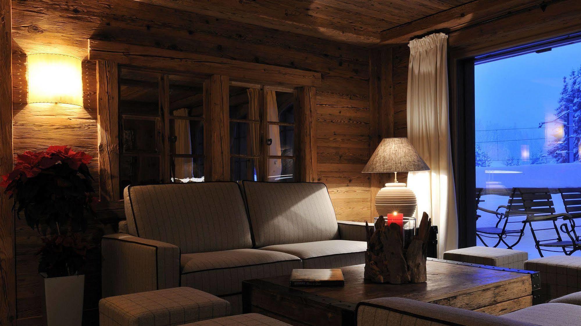 Hotel Des Alpes Superieur Гстаад Екстериор снимка