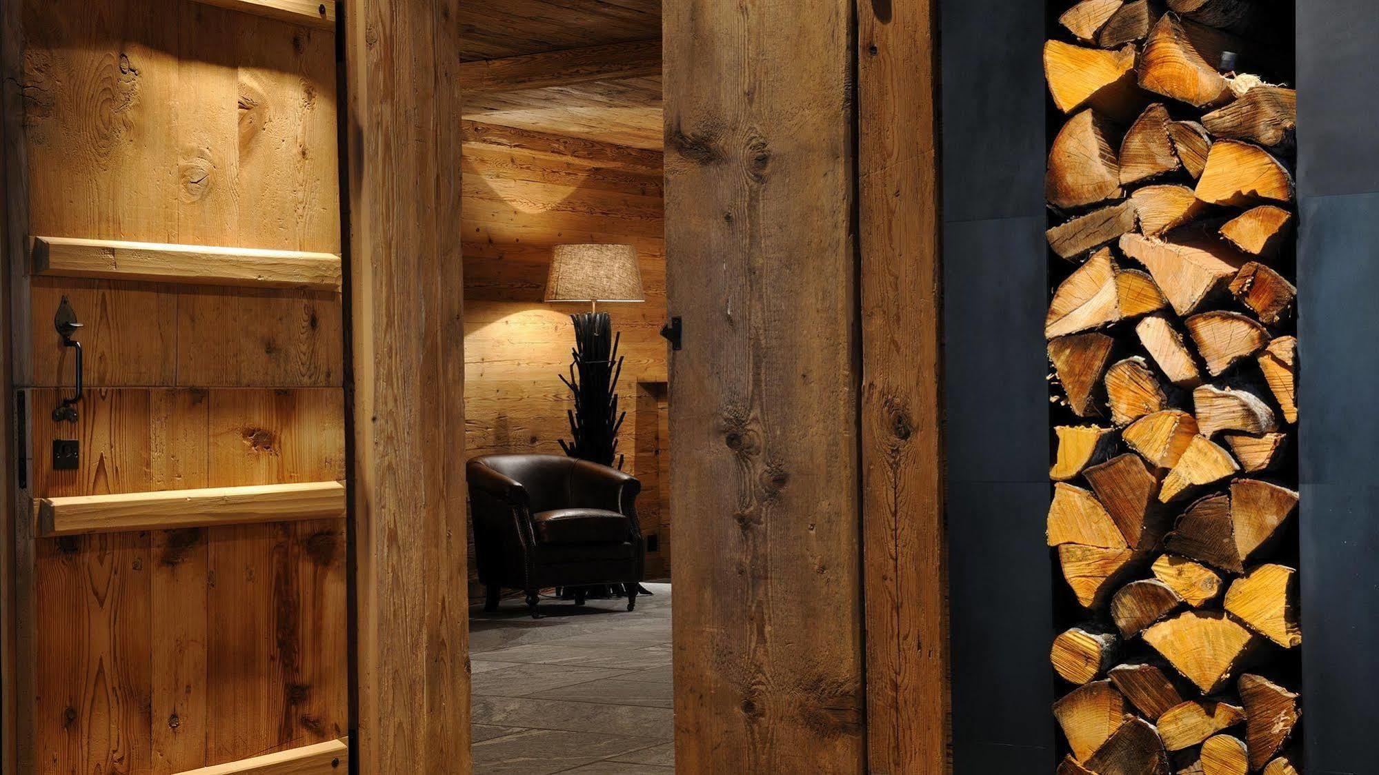 Hotel Des Alpes Superieur Гстаад Екстериор снимка